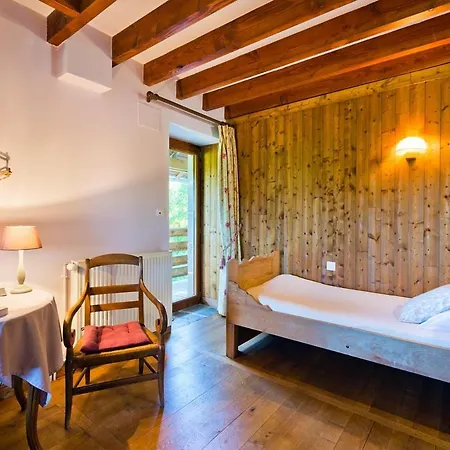 Hotel Logis De La Hulotte 3*